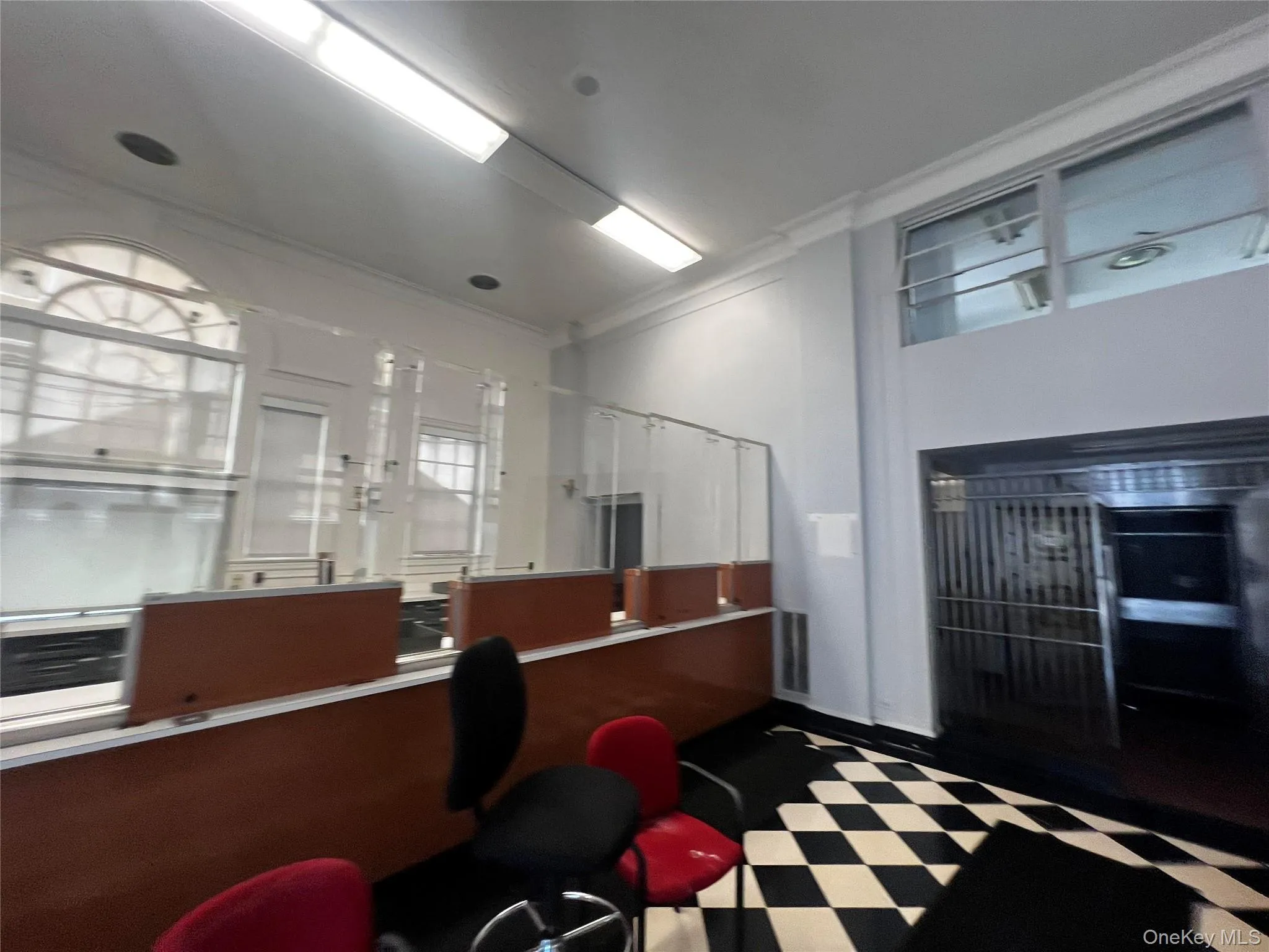 Reception with ornamental molding Reception with ornamental molding