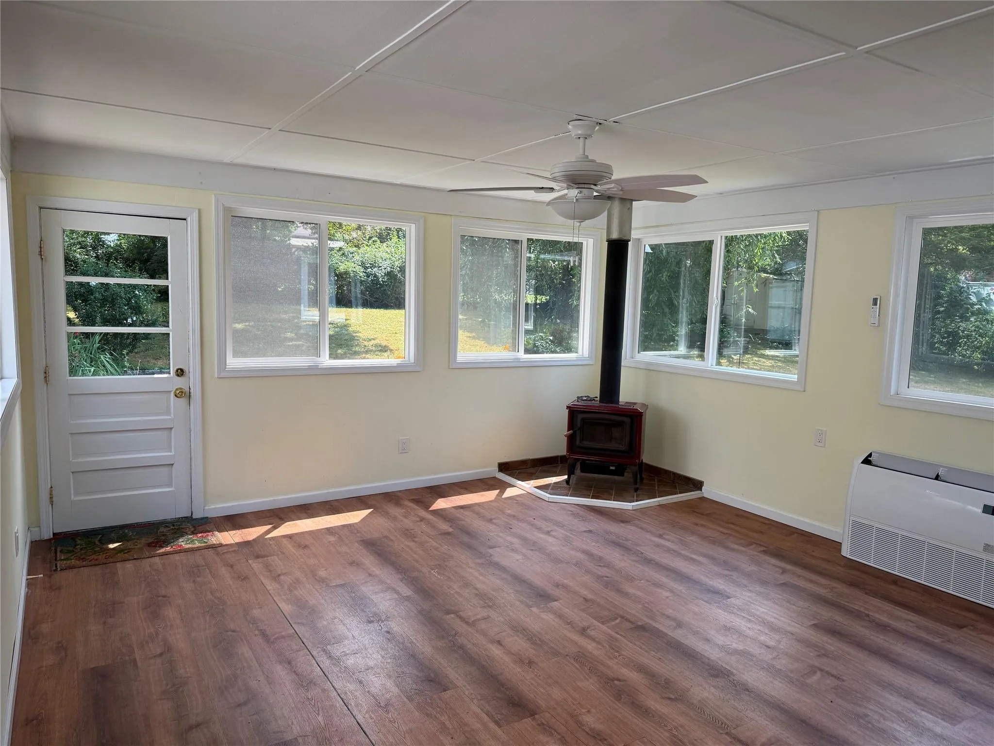 102 Putnam Road, Cortlandt, NY, 3 Bedrooms Bedrooms, 6 Rooms Rooms,1 BathroomBathrooms,Residential Lease,Idx,Putnam,896429 102 Putnam Road, Cortlandt, NY, 3 Bedrooms Bedrooms, 6 Rooms Rooms,1 BathroomBathrooms,Residential Lease,Idx,Putnam,896429