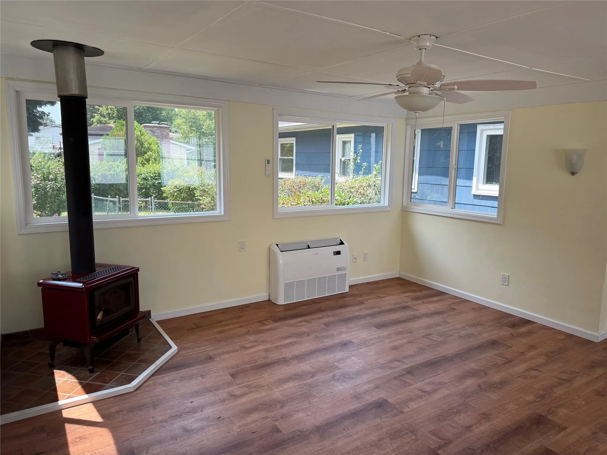 102 Putnam Road, Cortlandt, NY, 3 Bedrooms Bedrooms, 6 Rooms Rooms,1 BathroomBathrooms,Residential Lease,Idx,Putnam,896429 102 Putnam Road, Cortlandt, NY, 3 Bedrooms Bedrooms, 6 Rooms Rooms,1 BathroomBathrooms,Residential Lease,Idx,Putnam,896429