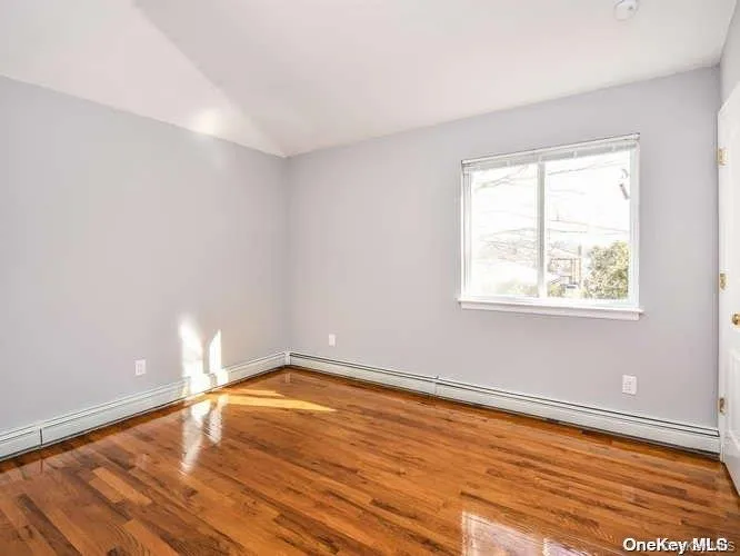 62A Linwood, North Hempstead, NY, 3 Bedrooms Bedrooms, 6 Rooms Rooms,2 BathroomsBathrooms,Residential Lease,Idx,Linwood,0,896431 62A Linwood, North Hempstead, NY, 3 Bedrooms Bedrooms, 6 Rooms Rooms,2 BathroomsBathrooms,Residential Lease,Idx,Linwood,0,896431