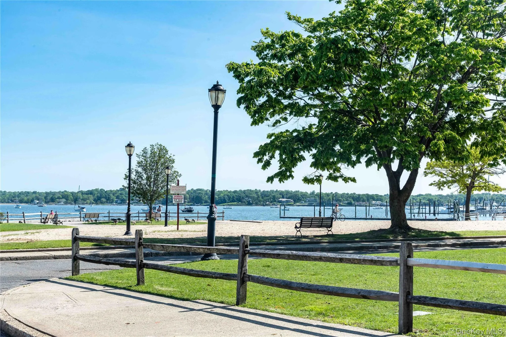 62A Linwood, North Hempstead, NY, 3 Bedrooms Bedrooms, 6 Rooms Rooms,2 BathroomsBathrooms,Residential Lease,Idx,Linwood,0,896431 62A Linwood, North Hempstead, NY, 3 Bedrooms Bedrooms, 6 Rooms Rooms,2 BathroomsBathrooms,Residential Lease,Idx,Linwood,0,896431