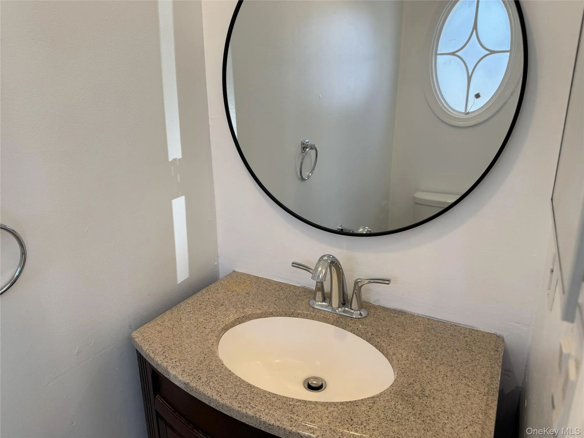 62A Linwood, North Hempstead, NY, 3 Bedrooms Bedrooms, 6 Rooms Rooms,2 BathroomsBathrooms,Residential Lease,Idx,Linwood,0,896431 62A Linwood, North Hempstead, NY, 3 Bedrooms Bedrooms, 6 Rooms Rooms,2 BathroomsBathrooms,Residential Lease,Idx,Linwood,0,896431