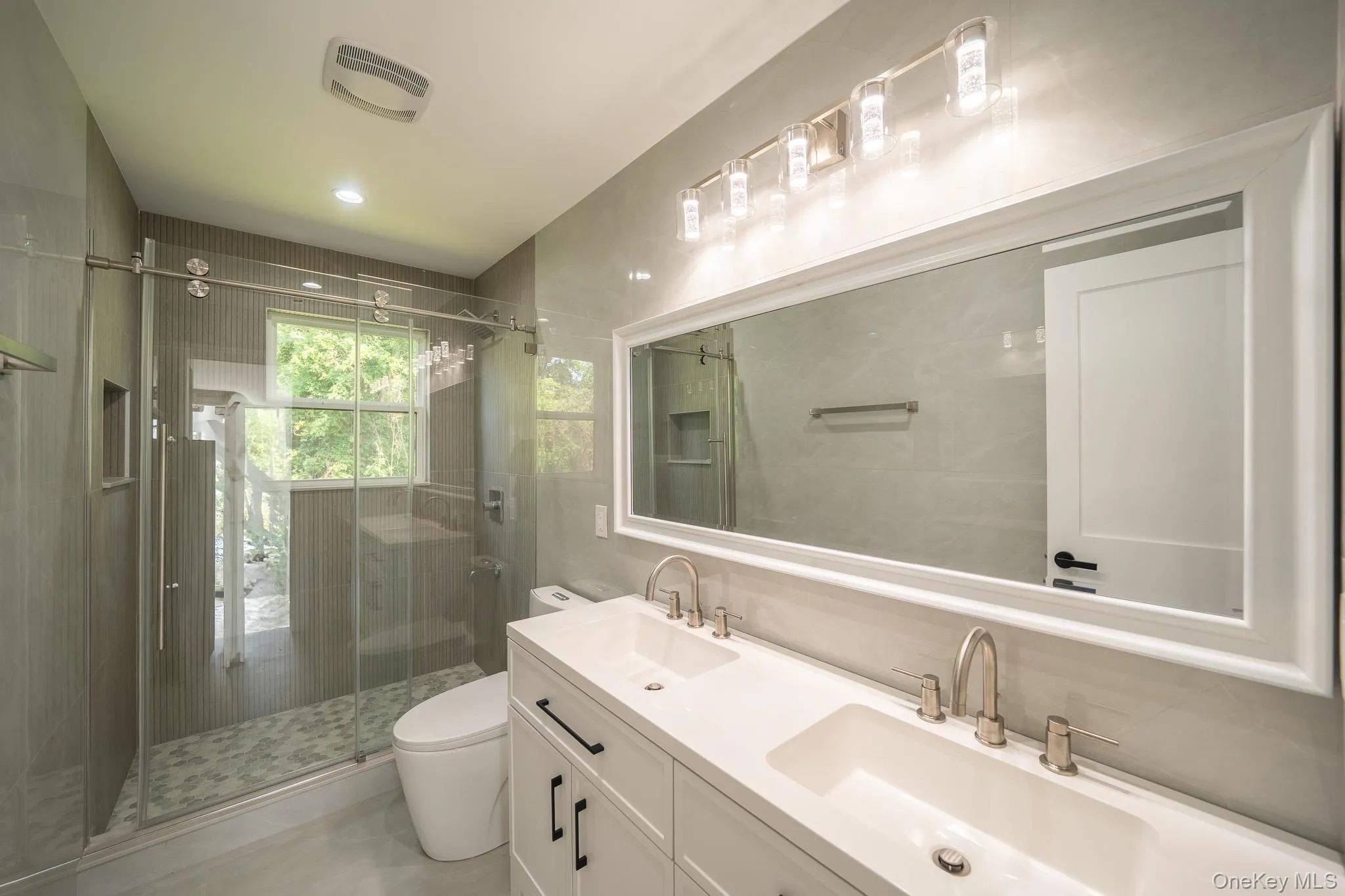 770 Cedar Street, Oyster Bay, NY, 5 Bedrooms Bedrooms, 11 Rooms Rooms,3 BathroomsBathrooms,Residential,For Rent,Cedar,0,KEY896478 770 Cedar Street, Oyster Bay, NY, 5 Bedrooms Bedrooms, 11 Rooms Rooms,3 BathroomsBathrooms,Residential,For Rent,Cedar,0,KEY896478