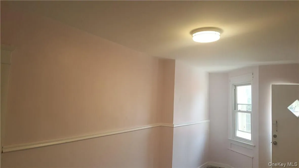 14-16 Horton Avenue, New Rochelle, NY, 3 Bedrooms Bedrooms, 5 Rooms Rooms,1 BathroomBathrooms,Residential Lease,Idx,Horton,0,896619 14-16 Horton Avenue, New Rochelle, NY, 3 Bedrooms Bedrooms, 5 Rooms Rooms,1 BathroomBathrooms,Residential Lease,Idx,Horton,0,896619