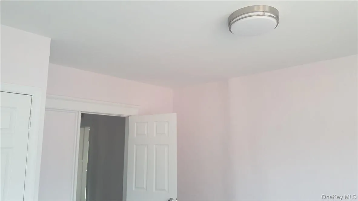 14-16 Horton Avenue, New Rochelle, NY, 3 Bedrooms Bedrooms, 5 Rooms Rooms,1 BathroomBathrooms,Residential Lease,Idx,Horton,0,896619 14-16 Horton Avenue, New Rochelle, NY, 3 Bedrooms Bedrooms, 5 Rooms Rooms,1 BathroomBathrooms,Residential Lease,Idx,Horton,0,896619