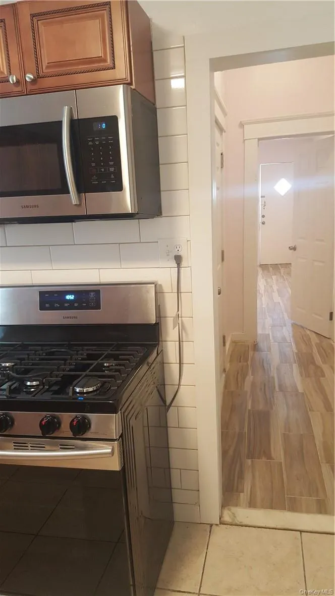 14-16 Horton Avenue, New Rochelle, NY, 3 Bedrooms Bedrooms, 5 Rooms Rooms,1 BathroomBathrooms,Residential Lease,Idx,Horton,0,896619 14-16 Horton Avenue, New Rochelle, NY, 3 Bedrooms Bedrooms, 5 Rooms Rooms,1 BathroomBathrooms,Residential Lease,Idx,Horton,0,896619