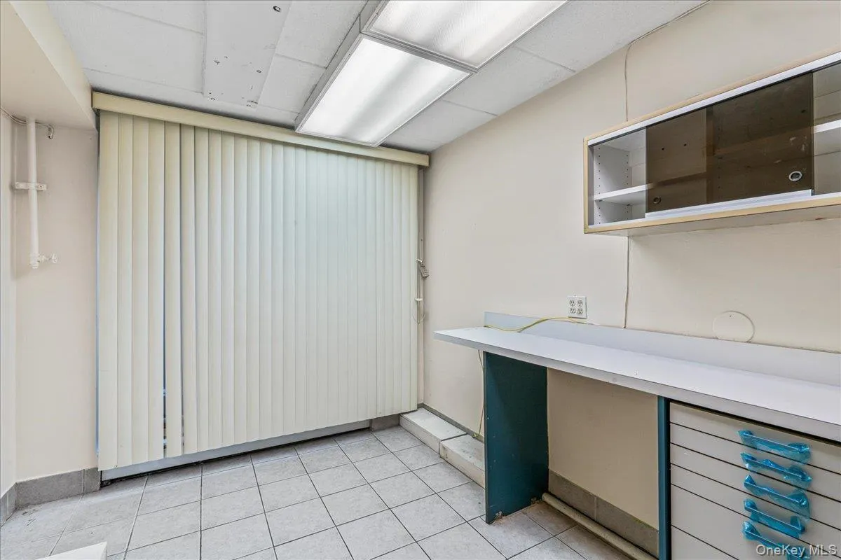 3745 75th Street, New York, NY, ,Commercial Lease,Idx,75th,0,896694 3745 75th Street, New York, NY, ,Commercial Lease,Idx,75th,0,896694