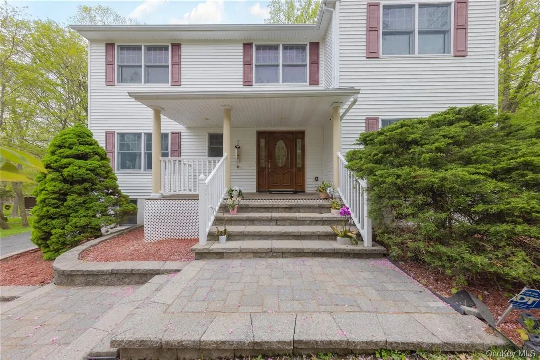 5 Park Avenue, Ramapo, NY, 4 Bedrooms Bedrooms, 12 Rooms Rooms,2 BathroomsBathrooms,Residential,For Rent,Park,0,896791 5 Park Avenue, Ramapo, NY, 4 Bedrooms Bedrooms, 12 Rooms Rooms,2 BathroomsBathrooms,Residential,For Rent,Park,0,896791