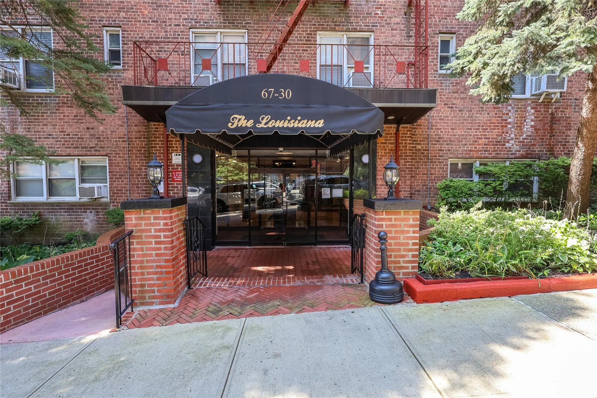 67-30 Clyde St, New York, NY, 1 Bedroom Bedrooms, 4 Rooms Rooms,1 BathroomBathrooms,Residential Lease,Idx,Clyde St,0,896833 67-30 Clyde St, New York, NY, 1 Bedroom Bedrooms, 4 Rooms Rooms,1 BathroomBathrooms,Residential Lease,Idx,Clyde St,0,896833