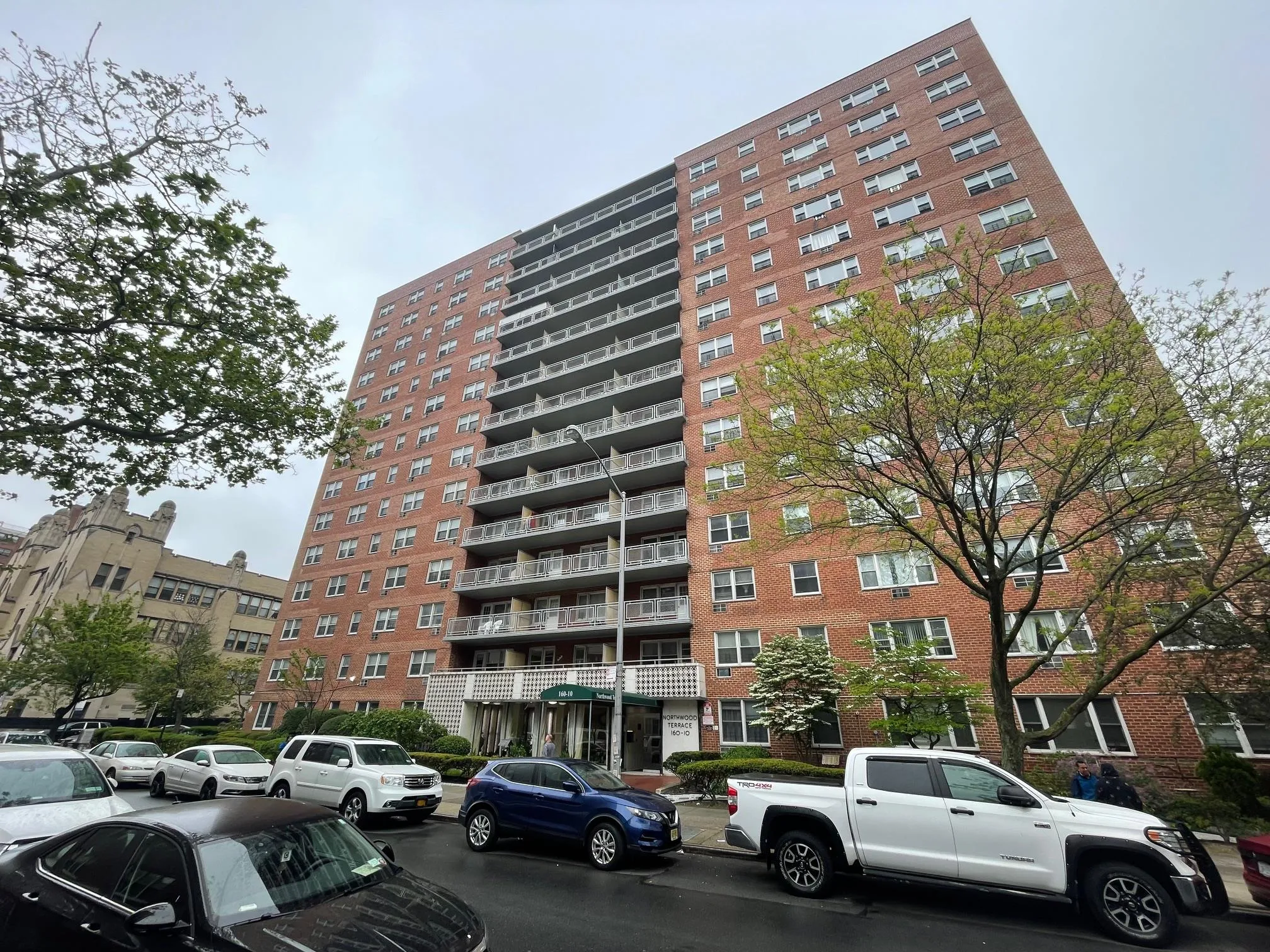 View of apartment building / complex View of apartment building / complex