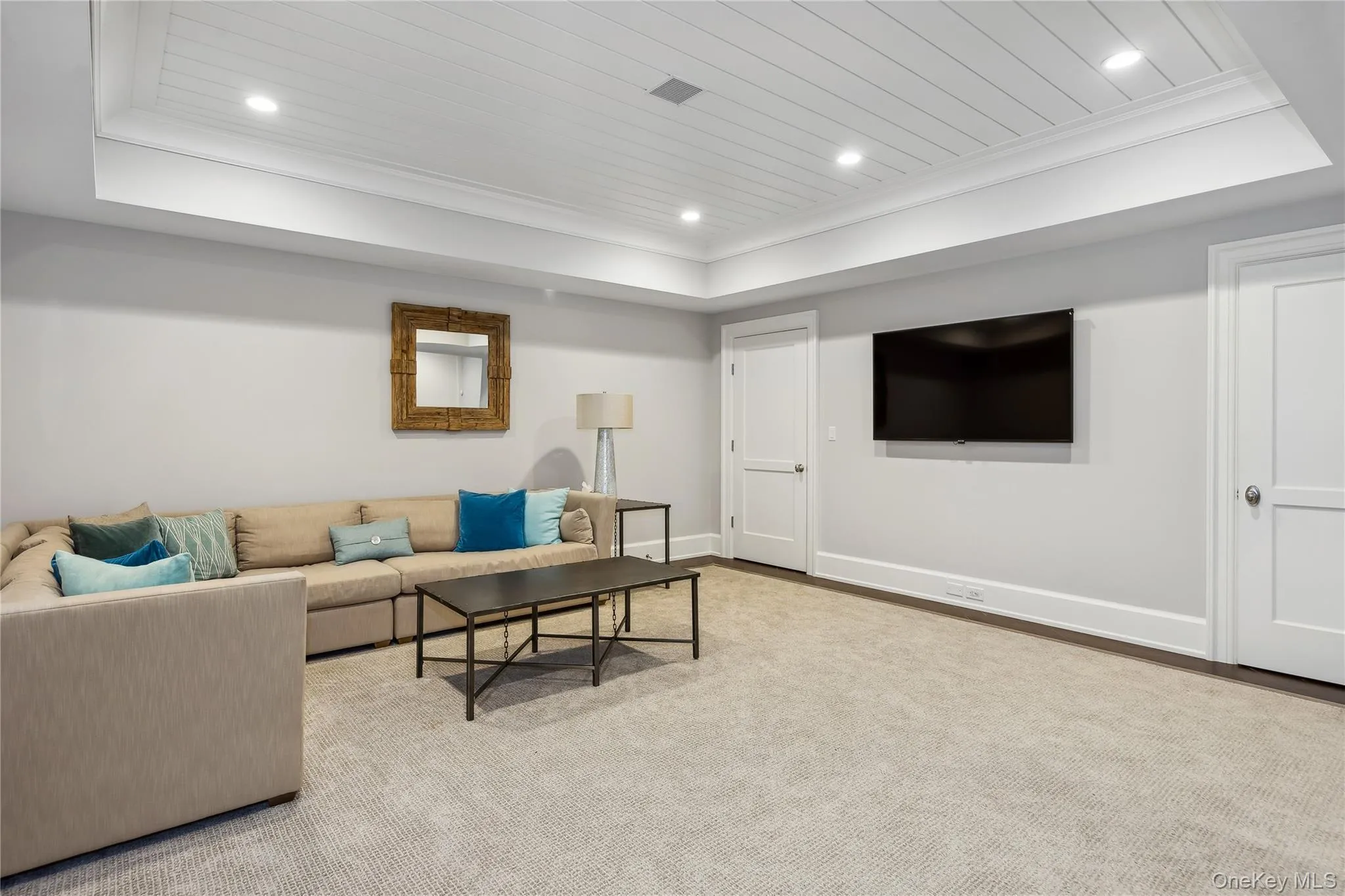 29 Wood Edge Court, Southampton, NY, 7 Bedrooms Bedrooms, 15 Rooms Rooms,6 BathroomsBathrooms,Residential Lease,For Rent,Wood Edge,0,896996 29 Wood Edge Court, Southampton, NY, 7 Bedrooms Bedrooms, 15 Rooms Rooms,6 BathroomsBathrooms,Residential Lease,For Rent,Wood Edge,0,896996