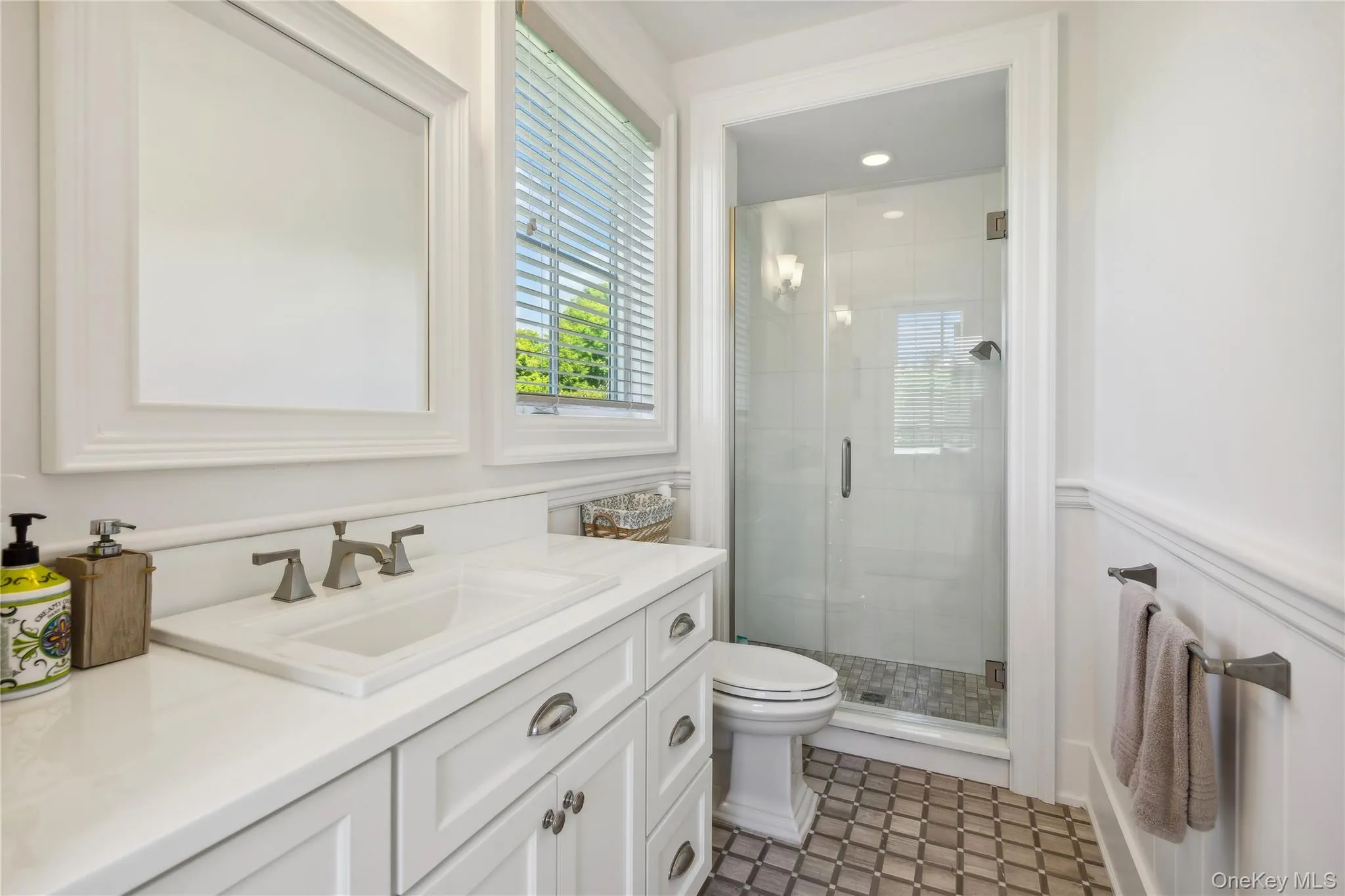 29 Wood Edge Court, Southampton, NY, 7 Bedrooms Bedrooms, 15 Rooms Rooms,6 BathroomsBathrooms,Residential Lease,For Rent,Wood Edge,0,896996 29 Wood Edge Court, Southampton, NY, 7 Bedrooms Bedrooms, 15 Rooms Rooms,6 BathroomsBathrooms,Residential Lease,For Rent,Wood Edge,0,896996