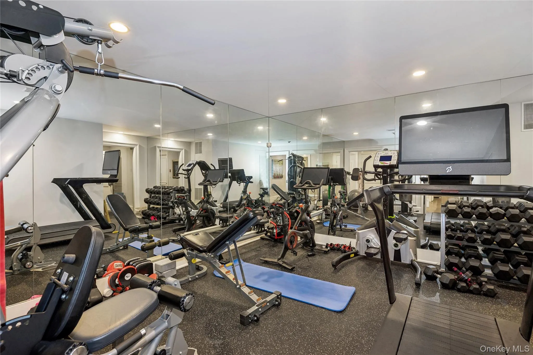 29 Wood Edge Court, Southampton, NY, 7 Bedrooms Bedrooms, 15 Rooms Rooms,6 BathroomsBathrooms,Residential Lease,For Rent,Wood Edge,0,896996 29 Wood Edge Court, Southampton, NY, 7 Bedrooms Bedrooms, 15 Rooms Rooms,6 BathroomsBathrooms,Residential Lease,For Rent,Wood Edge,0,896996