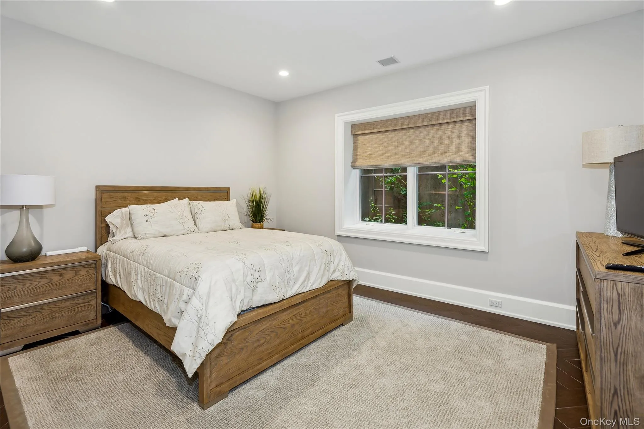 29 Wood Edge Court, Southampton, NY, 7 Bedrooms Bedrooms, 15 Rooms Rooms,6 BathroomsBathrooms,Residential Lease,For Rent,Wood Edge,0,896996 29 Wood Edge Court, Southampton, NY, 7 Bedrooms Bedrooms, 15 Rooms Rooms,6 BathroomsBathrooms,Residential Lease,For Rent,Wood Edge,0,896996
