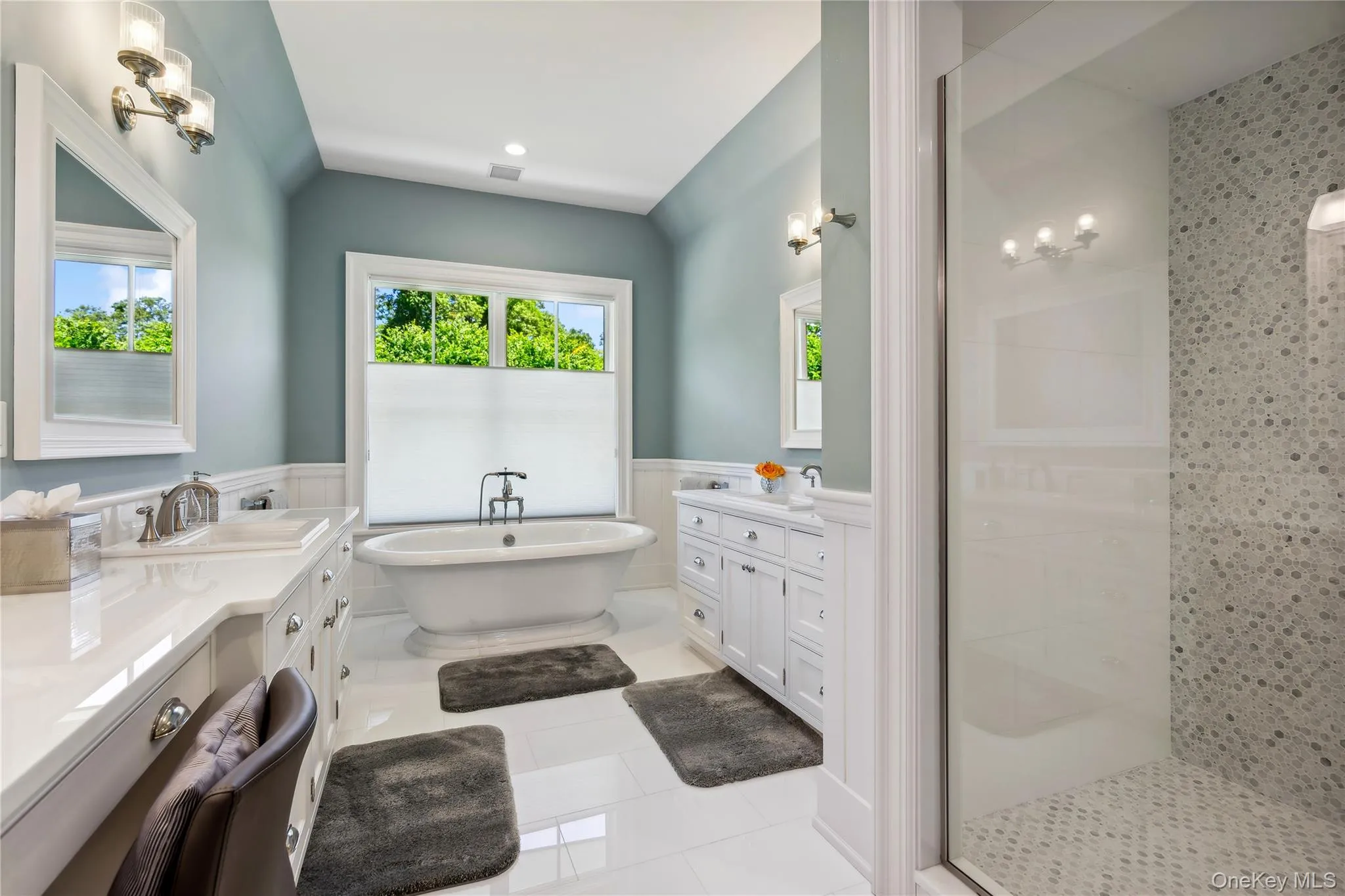 29 Wood Edge Court, Southampton, NY, 7 Bedrooms Bedrooms, 15 Rooms Rooms,6 BathroomsBathrooms,Residential Lease,For Rent,Wood Edge,0,896996 29 Wood Edge Court, Southampton, NY, 7 Bedrooms Bedrooms, 15 Rooms Rooms,6 BathroomsBathrooms,Residential Lease,For Rent,Wood Edge,0,896996