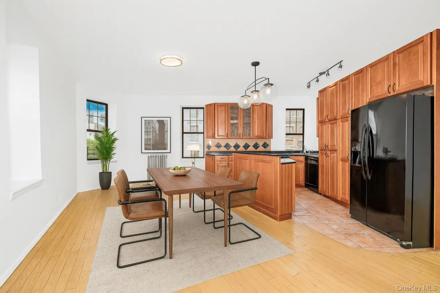 Virtually Staged Kitchen Virtually Staged Kitchen