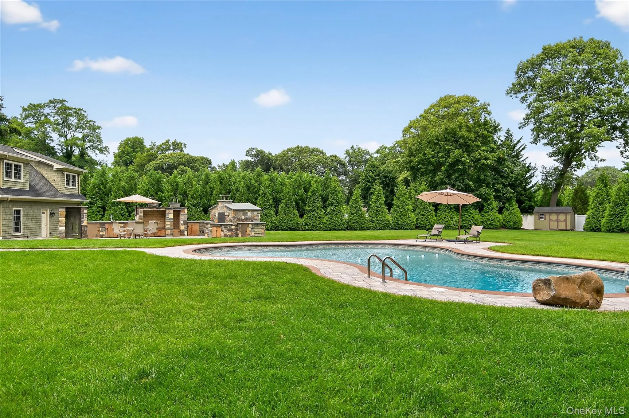 23 Gloria Lane, Huntington, NY, 6 Bedrooms Bedrooms, 15 Rooms Rooms,6 BathroomsBathrooms,Residential,For Rent,Gloria,0,897606 23 Gloria Lane, Huntington, NY, 6 Bedrooms Bedrooms, 15 Rooms Rooms,6 BathroomsBathrooms,Residential,For Rent,Gloria,0,897606
