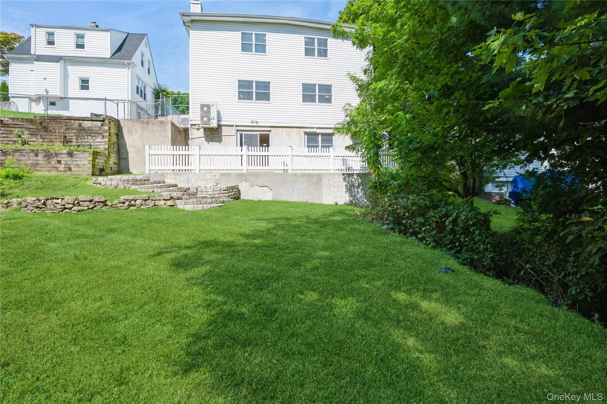 Shared backyard. Shared backyard.