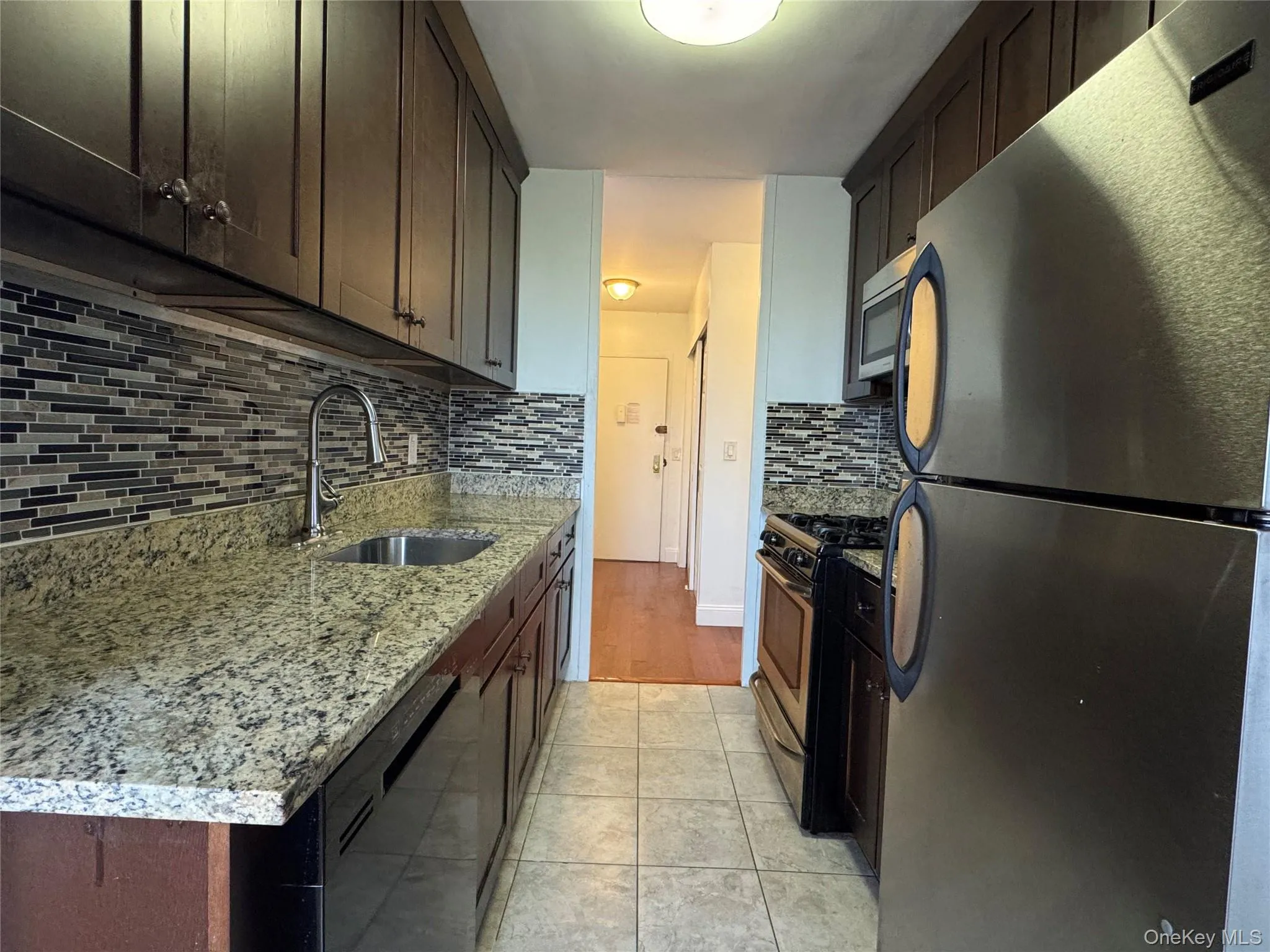 825 Morrison Avenue, New York, NY, 1 Bedroom Bedrooms, 4 Rooms Rooms,1 BathroomBathrooms,Residential,For Rent,Morrison,0,897823 825 Morrison Avenue, New York, NY, 1 Bedroom Bedrooms, 4 Rooms Rooms,1 BathroomBathrooms,Residential,For Rent,Morrison,0,897823