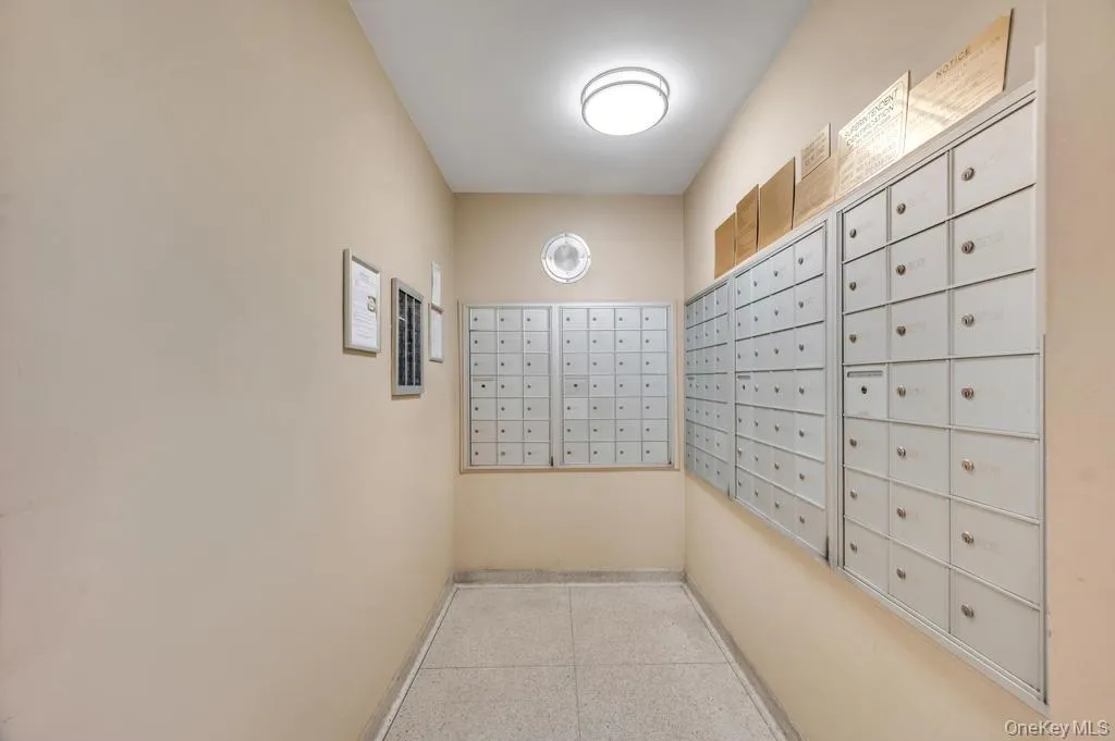 1655 Flatbush Avenue, New York, NY, 2 Bedrooms Bedrooms, 4 Rooms Rooms,1 BathroomBathrooms,Residential,For Rent,Flatbush,0,898089 1655 Flatbush Avenue, New York, NY, 2 Bedrooms Bedrooms, 4 Rooms Rooms,1 BathroomBathrooms,Residential,For Rent,Flatbush,0,898089