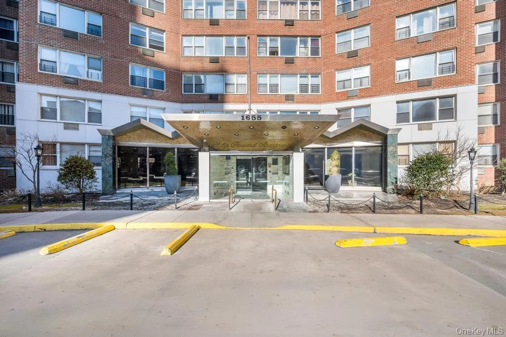 1655 Flatbush Avenue, New York, NY, 2 Bedrooms Bedrooms, 4 Rooms Rooms,1 BathroomBathrooms,Residential,For Rent,Flatbush,0,898089 1655 Flatbush Avenue, New York, NY, 2 Bedrooms Bedrooms, 4 Rooms Rooms,1 BathroomBathrooms,Residential,For Rent,Flatbush,0,898089