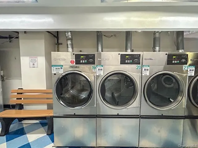 1655 Flatbush Avenue, New York, NY, 2 Bedrooms Bedrooms, 4 Rooms Rooms,1 BathroomBathrooms,Residential,For Rent,Flatbush,0,898089 1655 Flatbush Avenue, New York, NY, 2 Bedrooms Bedrooms, 4 Rooms Rooms,1 BathroomBathrooms,Residential,For Rent,Flatbush,0,898089