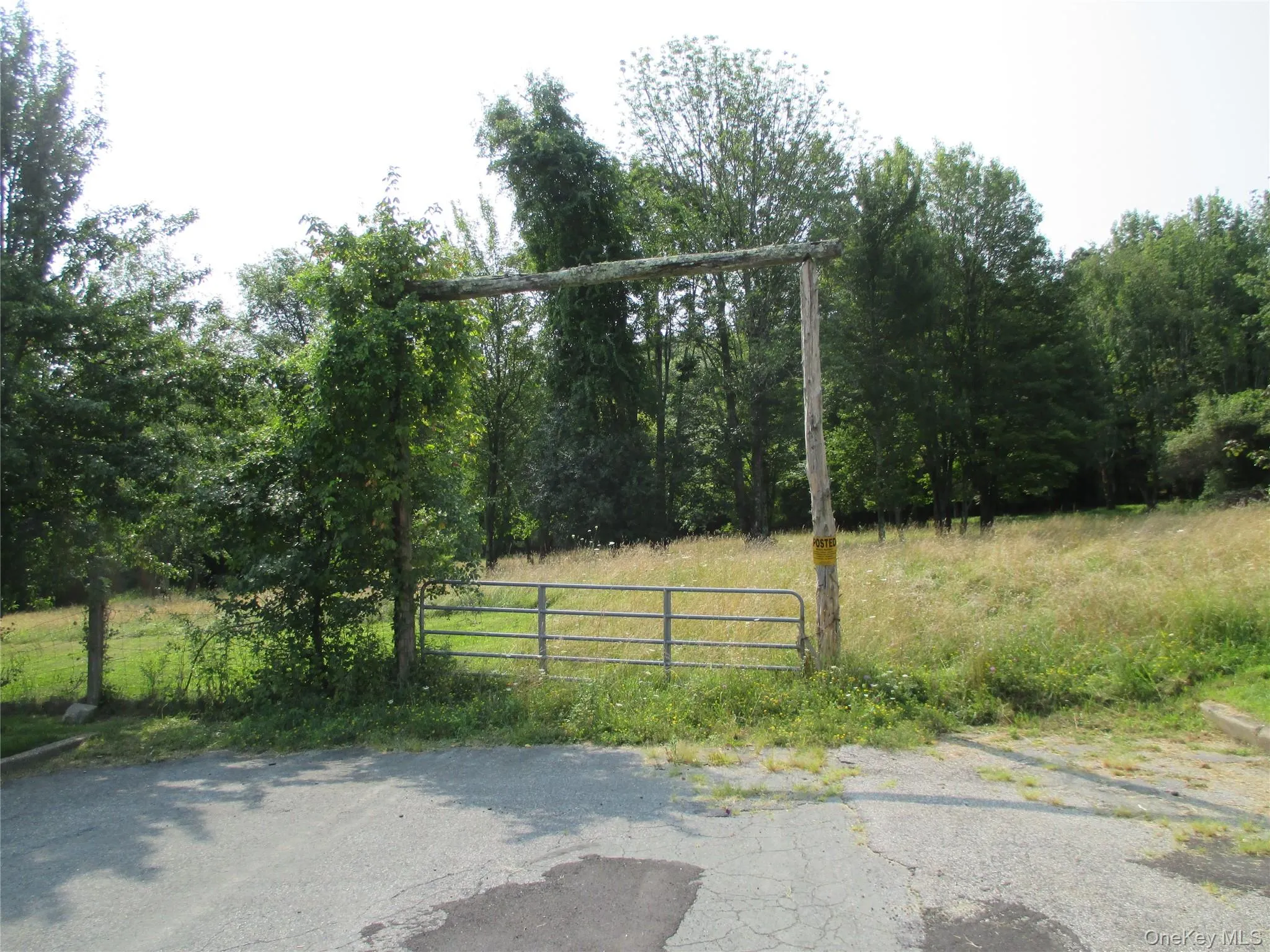 Hilltop Lane Access Hilltop Lane Access