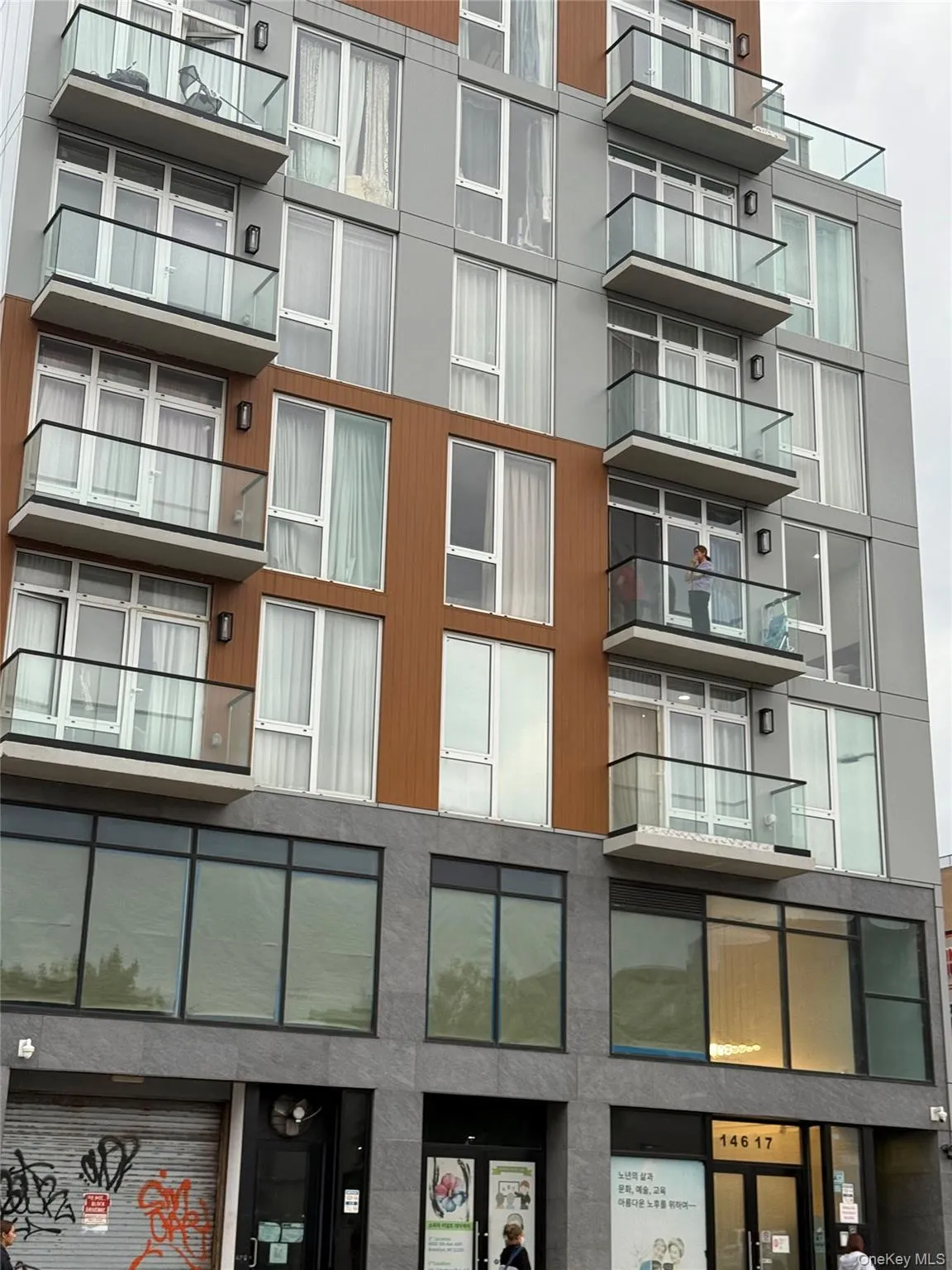 View of apartment building / complex View of apartment building / complex