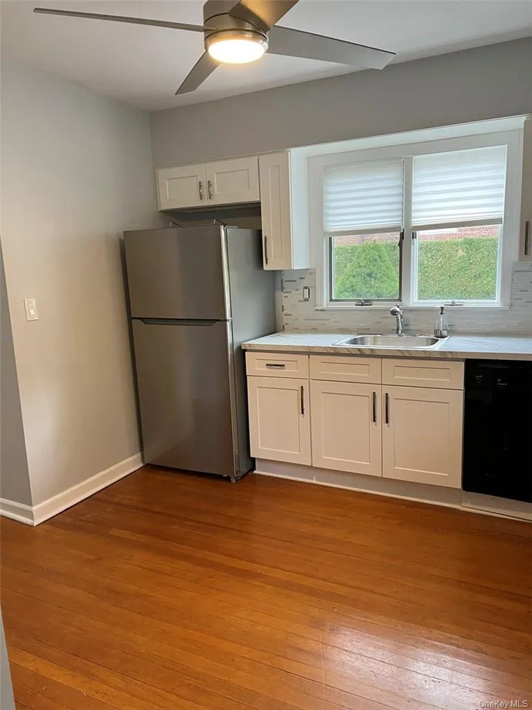 39 Wilmot Road, Eastchester, NY, 2 Bedrooms Bedrooms, 5 Rooms Rooms,2 BathroomsBathrooms,Residential Lease,Idx,Wilmot,0,898338 39 Wilmot Road, Eastchester, NY, 2 Bedrooms Bedrooms, 5 Rooms Rooms,2 BathroomsBathrooms,Residential Lease,Idx,Wilmot,0,898338