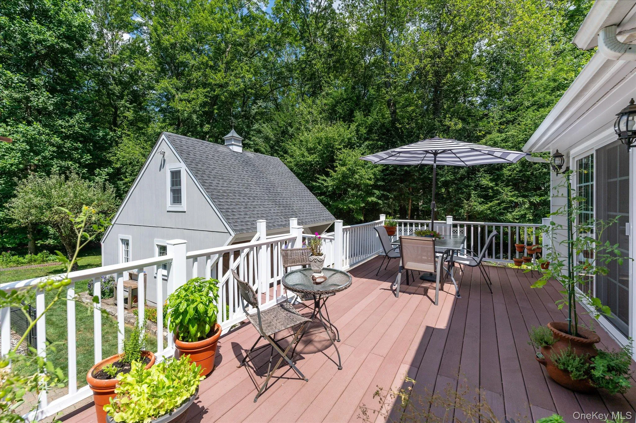 Deck Deck