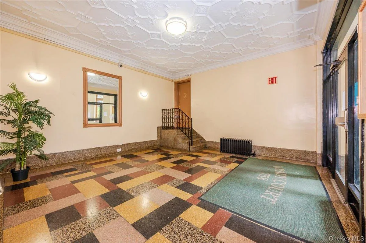 758 Brady Avenue, New York, NY, 2 Bedrooms Bedrooms, 4 Rooms Rooms,1 BathroomBathrooms,Residential,For Rent,Brady,0,898512 758 Brady Avenue, New York, NY, 2 Bedrooms Bedrooms, 4 Rooms Rooms,1 BathroomBathrooms,Residential,For Rent,Brady,0,898512