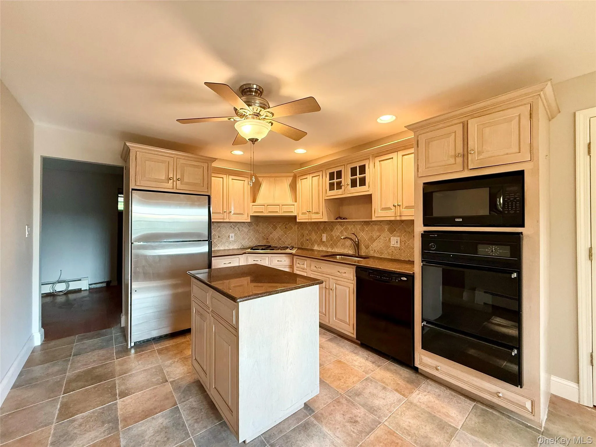 4 Dutch Court, Clarkstown, NY, 3 Bedrooms Bedrooms, 8 Rooms Rooms,2 BathroomsBathrooms,Residential Lease,Idx,Dutch,0,898553 4 Dutch Court, Clarkstown, NY, 3 Bedrooms Bedrooms, 8 Rooms Rooms,2 BathroomsBathrooms,Residential Lease,Idx,Dutch,0,898553