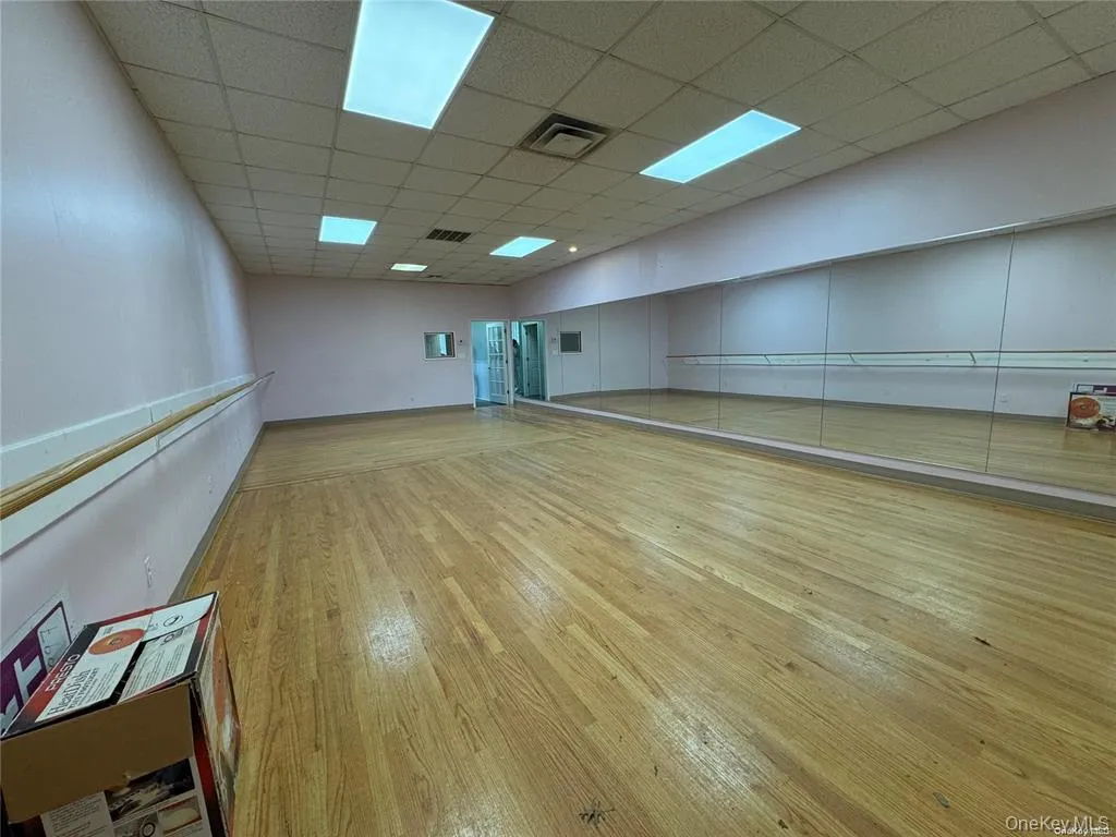 185A Jerusalem Avenue, Oyster Bay, NY, ,Commercial Lease,Idx,Jerusalem,898681 185A Jerusalem Avenue, Oyster Bay, NY, ,Commercial Lease,Idx,Jerusalem,898681