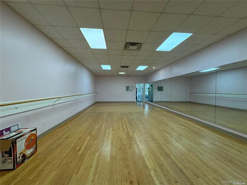 185A Jerusalem Avenue, Oyster Bay, NY, ,Commercial Lease,Idx,Jerusalem,898681 185A Jerusalem Avenue, Oyster Bay, NY, ,Commercial Lease,Idx,Jerusalem,898681