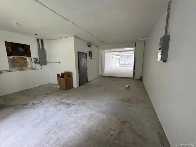 Entry from the rear Entry from the rear