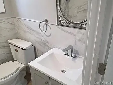 10 Broad Street, Middletown, NY, 2 Bedrooms Bedrooms, 4 Rooms Rooms,1 BathroomBathrooms,Residential Lease,Idx,Broad,899194 10 Broad Street, Middletown, NY, 2 Bedrooms Bedrooms, 4 Rooms Rooms,1 BathroomBathrooms,Residential Lease,Idx,Broad,899194