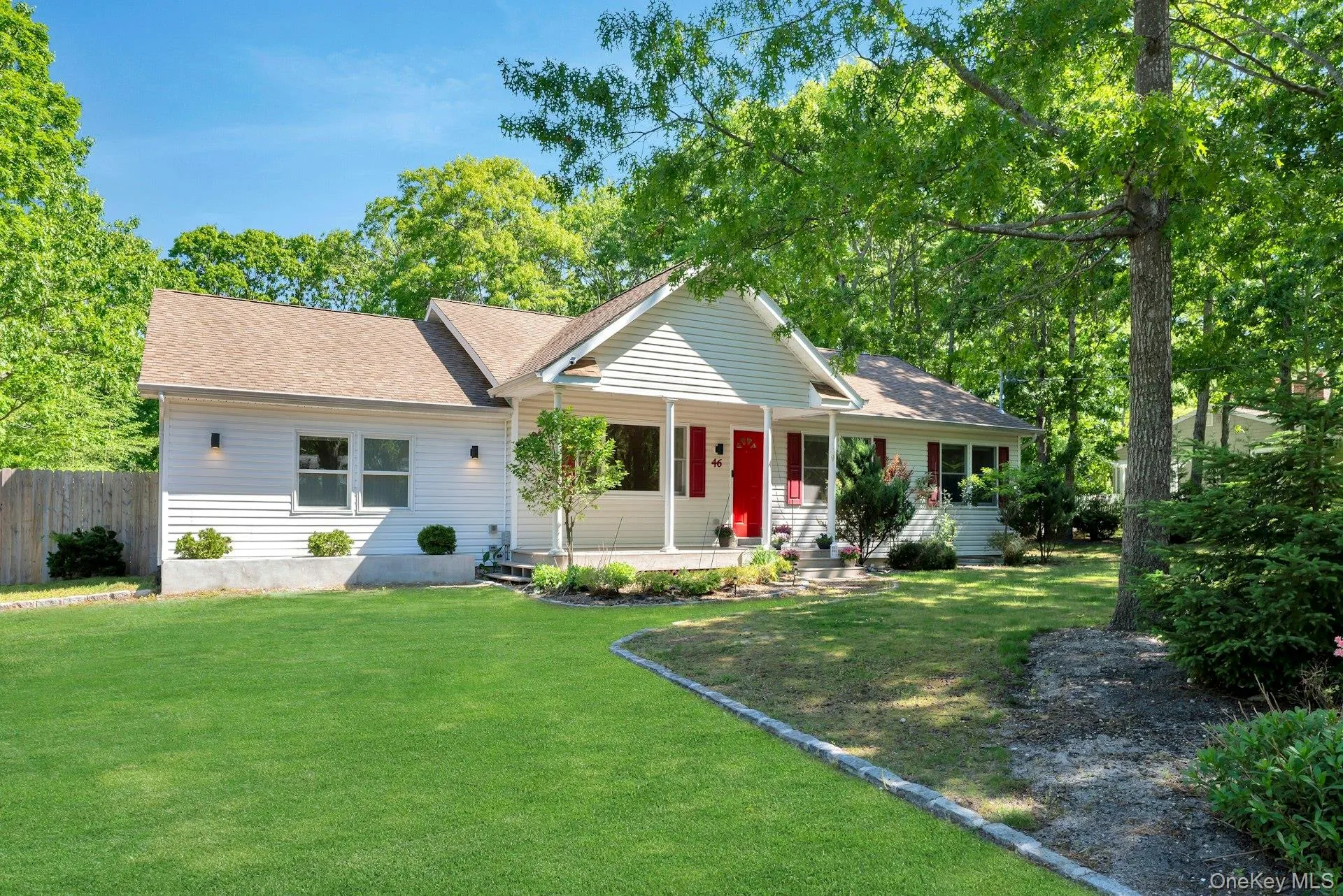 46 Sherwood Road, Southampton, NY, 4 Bedrooms Bedrooms, 10 Rooms Rooms,4 BathroomsBathrooms,Residential,For Rent,Sherwood,0,899284 46 Sherwood Road, Southampton, NY, 4 Bedrooms Bedrooms, 10 Rooms Rooms,4 BathroomsBathrooms,Residential,For Rent,Sherwood,0,899284