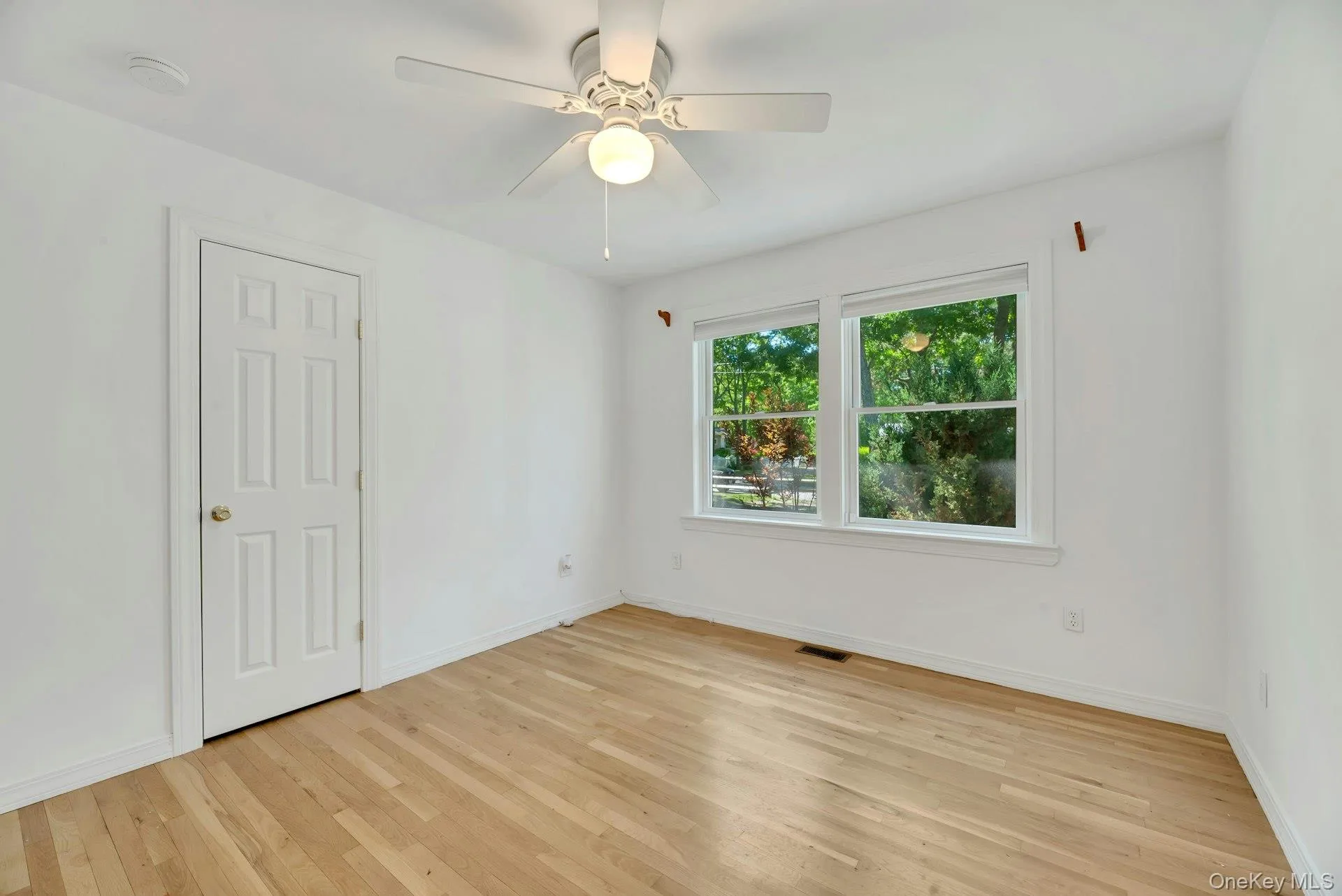 46 Sherwood Road, Southampton, NY, 4 Bedrooms Bedrooms, 10 Rooms Rooms,4 BathroomsBathrooms,Residential,For Rent,Sherwood,0,899284 46 Sherwood Road, Southampton, NY, 4 Bedrooms Bedrooms, 10 Rooms Rooms,4 BathroomsBathrooms,Residential,For Rent,Sherwood,0,899284