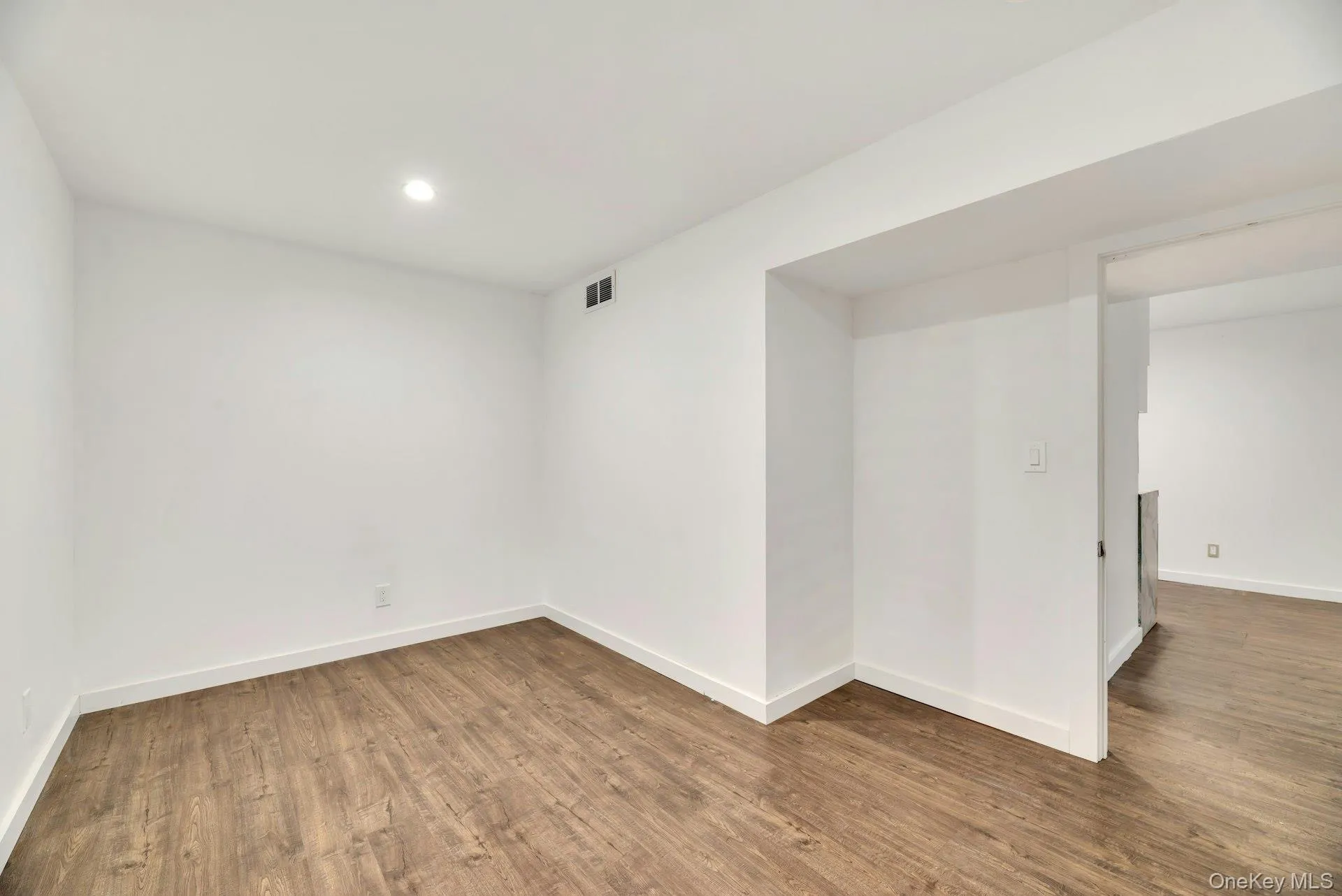 46 Sherwood Road, Southampton, NY, 4 Bedrooms Bedrooms, 10 Rooms Rooms,4 BathroomsBathrooms,Residential,For Rent,Sherwood,0,899284 46 Sherwood Road, Southampton, NY, 4 Bedrooms Bedrooms, 10 Rooms Rooms,4 BathroomsBathrooms,Residential,For Rent,Sherwood,0,899284