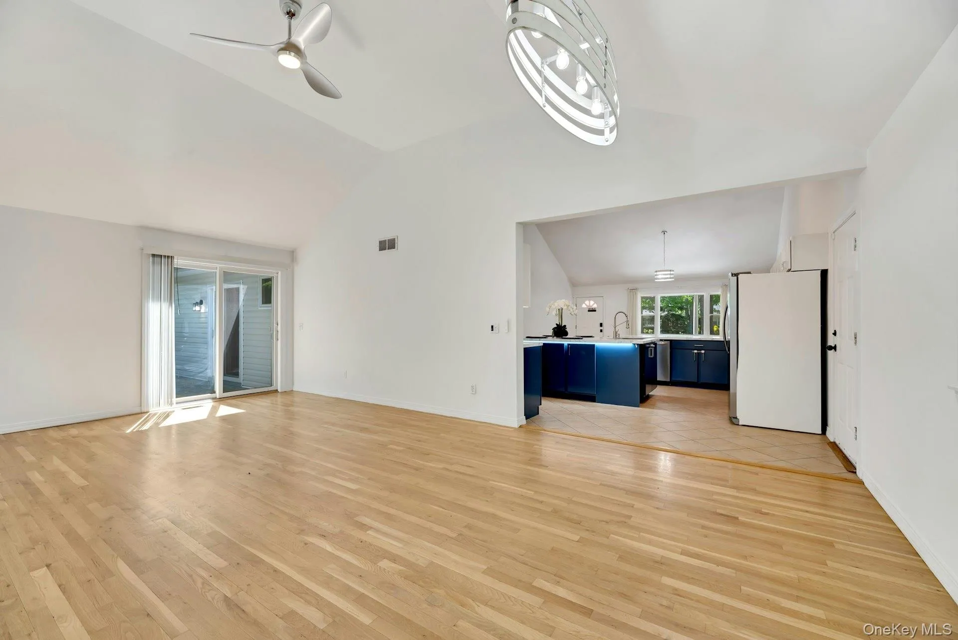 46 Sherwood Road, Southampton, NY, 4 Bedrooms Bedrooms, 10 Rooms Rooms,4 BathroomsBathrooms,Residential,For Rent,Sherwood,0,899284 46 Sherwood Road, Southampton, NY, 4 Bedrooms Bedrooms, 10 Rooms Rooms,4 BathroomsBathrooms,Residential,For Rent,Sherwood,0,899284