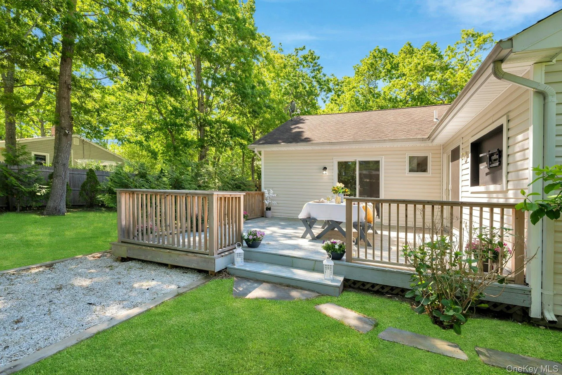 46 Sherwood Road, Southampton, NY, 4 Bedrooms Bedrooms, 10 Rooms Rooms,4 BathroomsBathrooms,Residential,For Rent,Sherwood,0,899284 46 Sherwood Road, Southampton, NY, 4 Bedrooms Bedrooms, 10 Rooms Rooms,4 BathroomsBathrooms,Residential,For Rent,Sherwood,0,899284