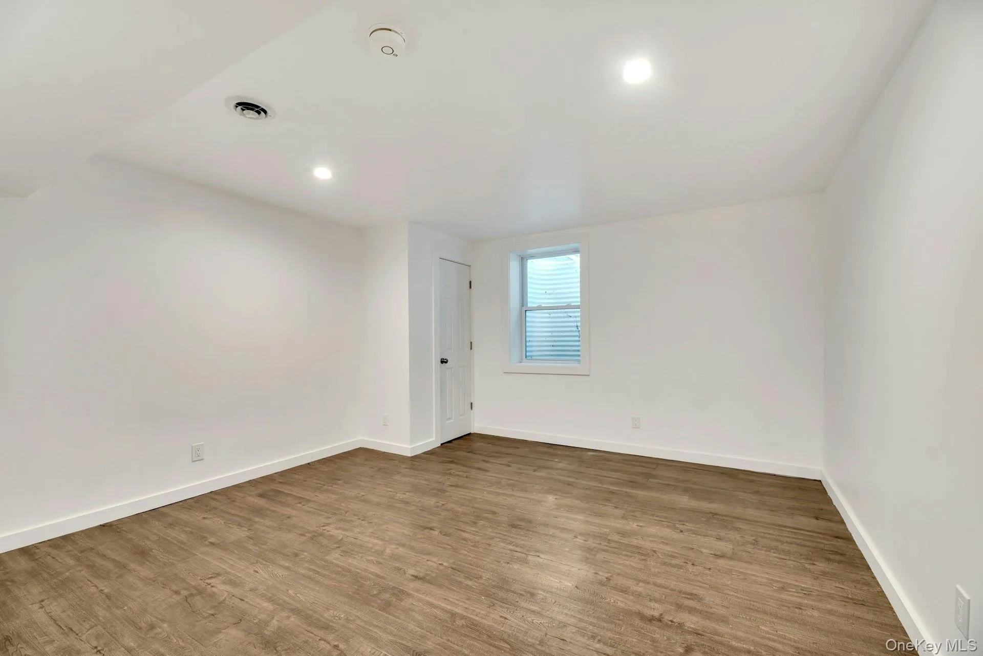 46 Sherwood Road, Southampton, NY, 4 Bedrooms Bedrooms, 10 Rooms Rooms,4 BathroomsBathrooms,Residential,For Rent,Sherwood,0,899284 46 Sherwood Road, Southampton, NY, 4 Bedrooms Bedrooms, 10 Rooms Rooms,4 BathroomsBathrooms,Residential,For Rent,Sherwood,0,899284