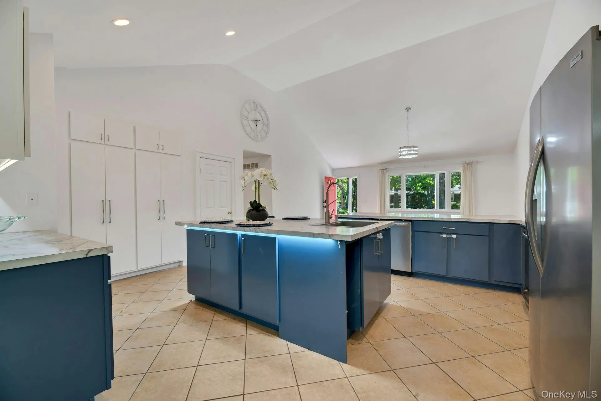 46 Sherwood Road, Southampton, NY, 4 Bedrooms Bedrooms, 10 Rooms Rooms,4 BathroomsBathrooms,Residential,For Rent,Sherwood,0,899284 46 Sherwood Road, Southampton, NY, 4 Bedrooms Bedrooms, 10 Rooms Rooms,4 BathroomsBathrooms,Residential,For Rent,Sherwood,0,899284