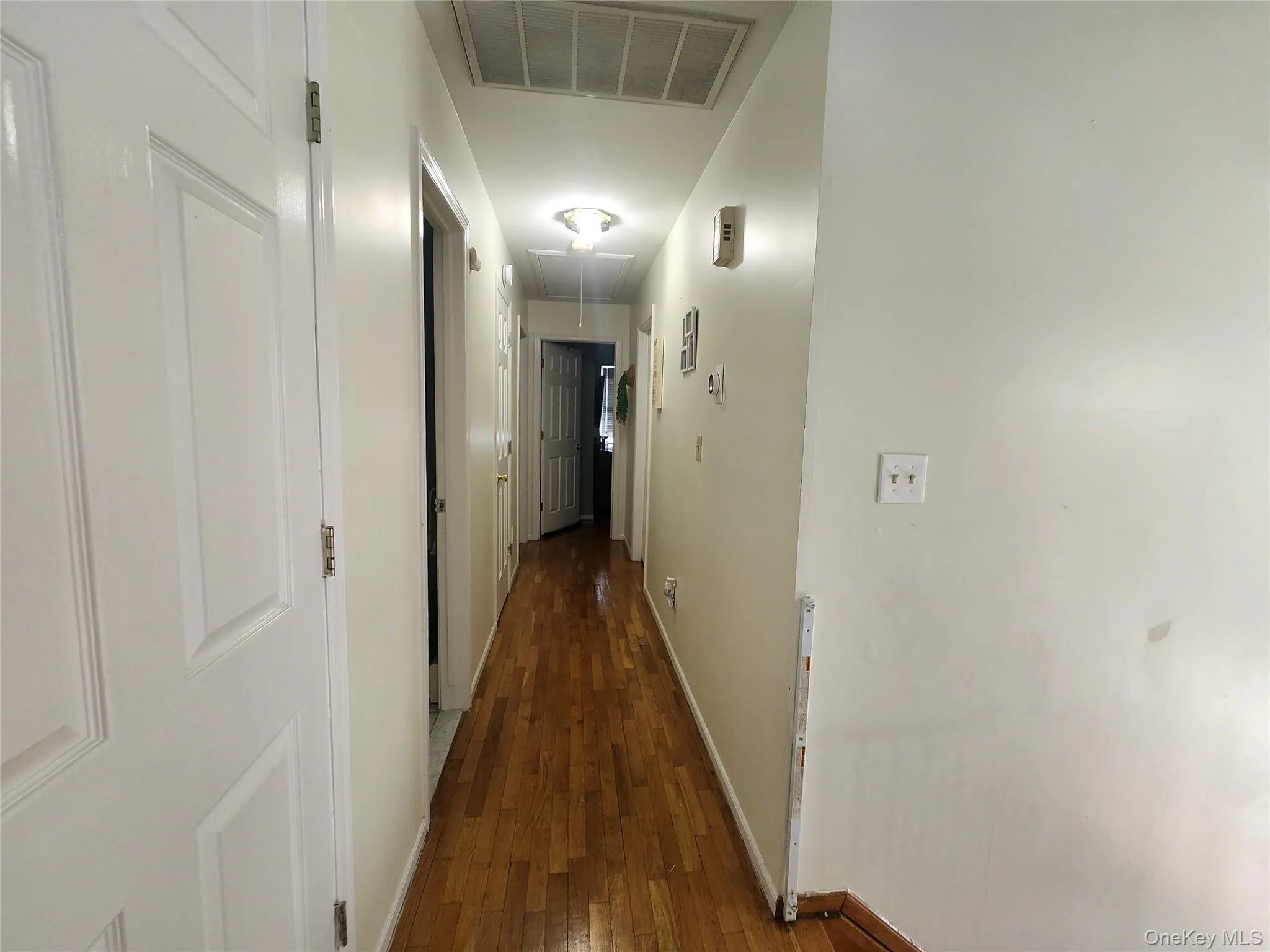 Area leading to bedrooms and baths Area leading to bedrooms and baths