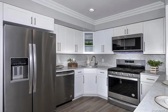 115 Westwood Drive, North Hempstead, NY, 3 Bedrooms Bedrooms, 6 Rooms Rooms,2 BathroomsBathrooms,Residential Lease,For Rent,Westwood,0,899689 115 Westwood Drive, North Hempstead, NY, 3 Bedrooms Bedrooms, 6 Rooms Rooms,2 BathroomsBathrooms,Residential Lease,For Rent,Westwood,0,899689