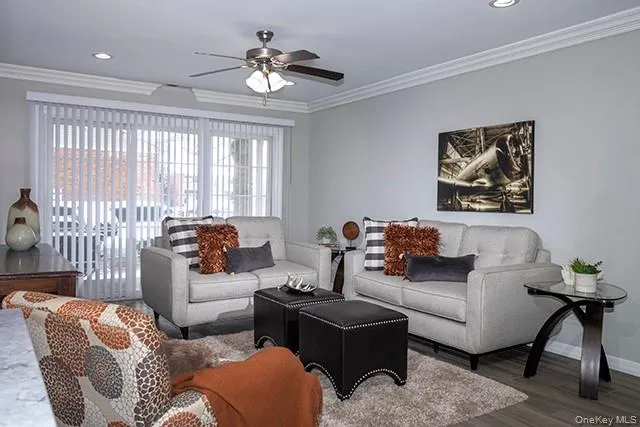 115 Westwood Drive, North Hempstead, NY, 3 Bedrooms Bedrooms, 6 Rooms Rooms,2 BathroomsBathrooms,Residential Lease,For Rent,Westwood,0,899689 115 Westwood Drive, North Hempstead, NY, 3 Bedrooms Bedrooms, 6 Rooms Rooms,2 BathroomsBathrooms,Residential Lease,For Rent,Westwood,0,899689