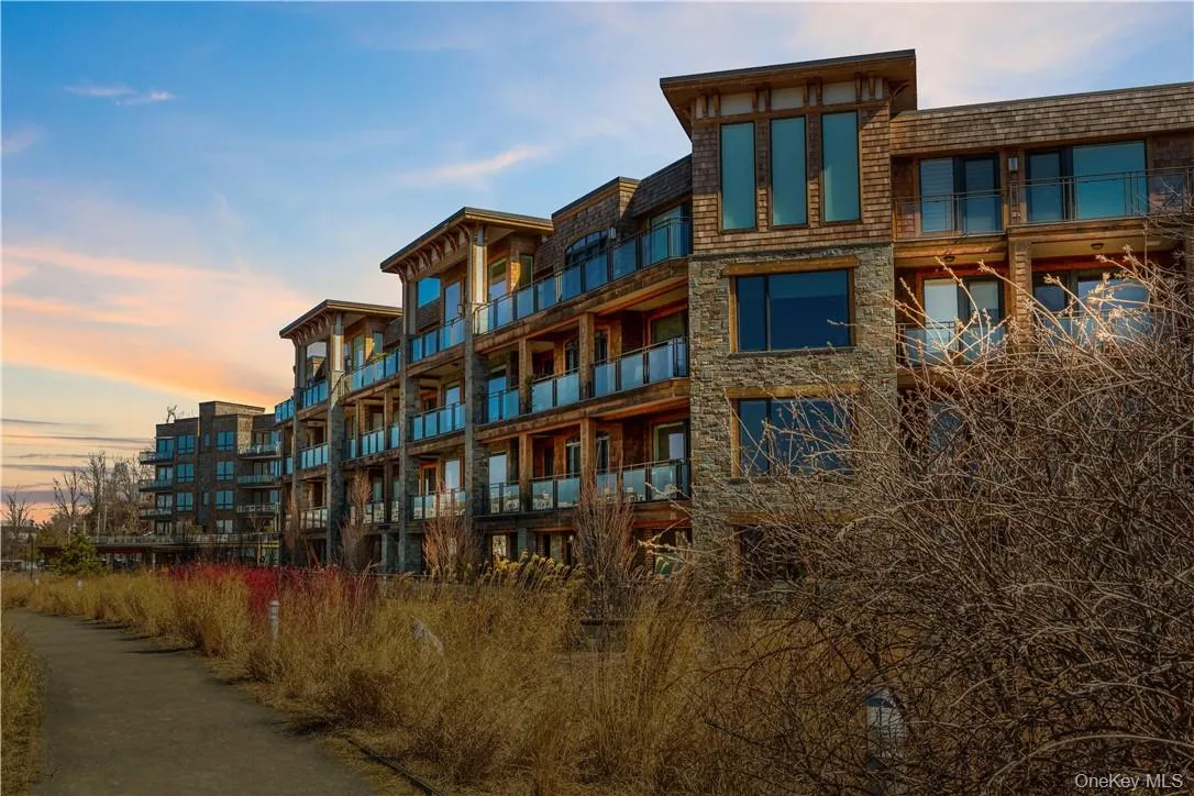 45 Hudson View Way, Greenburgh, NY, 3 Bedrooms Bedrooms, 9 Rooms Rooms,2 BathroomsBathrooms,Residential Lease,Idx,Hudson View Way,0,899699 45 Hudson View Way, Greenburgh, NY, 3 Bedrooms Bedrooms, 9 Rooms Rooms,2 BathroomsBathrooms,Residential Lease,Idx,Hudson View Way,0,899699