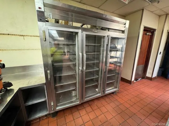 Detailed view of wine cooler Detailed view of wine cooler