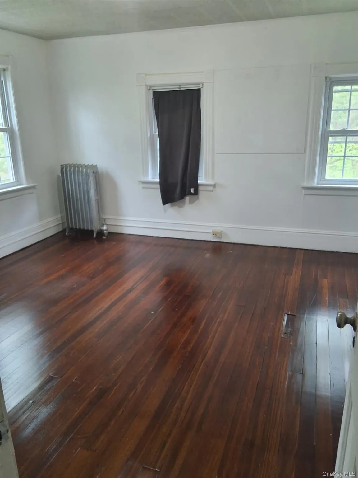 572 Union Avenue, New Windsor, NY, 6 Bedrooms Bedrooms, 6 Rooms Rooms,1 BathroomBathrooms,Residential Lease,For Rent,Union,0,899991 572 Union Avenue, New Windsor, NY, 6 Bedrooms Bedrooms, 6 Rooms Rooms,1 BathroomBathrooms,Residential Lease,For Rent,Union,0,899991