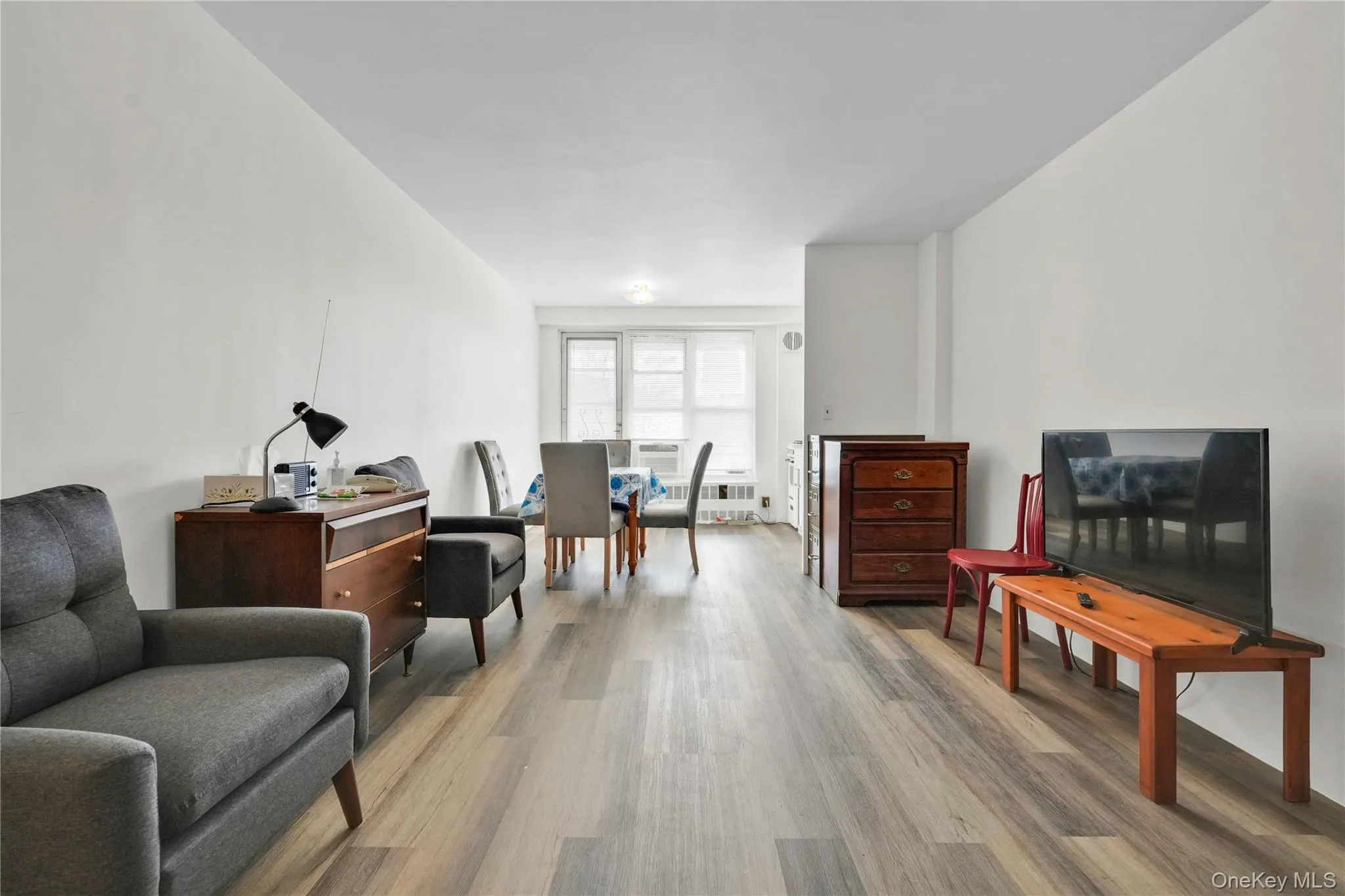 35-51 85th Street, New York, NY, 2 Rooms Rooms,1 BathroomBathrooms,Residential Sale,For Rent,85th,0,900140 35-51 85th Street, New York, NY, 2 Rooms Rooms,1 BathroomBathrooms,Residential Sale,For Rent,85th,0,900140